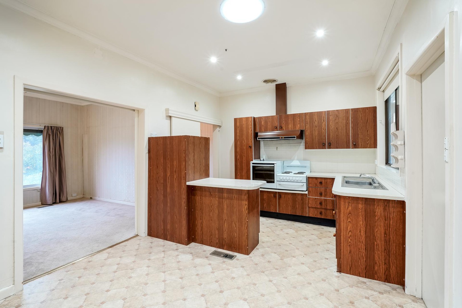 20 Laura Avenue, Belmont, VIC 3216, Belmont - Thumbnail 2