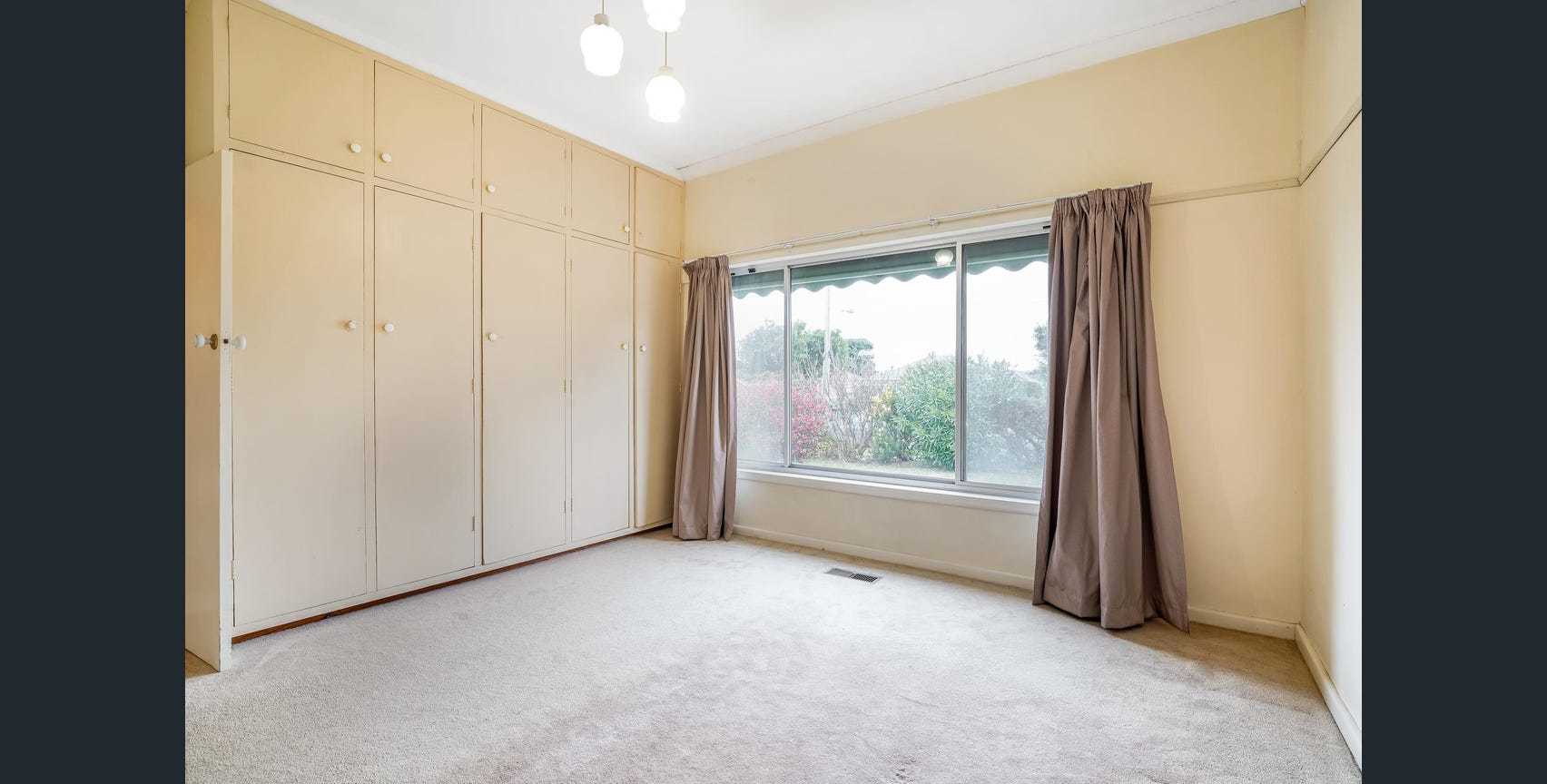 20 Laura Avenue, Belmont, VIC 3216, Belmont - Thumbnail 4