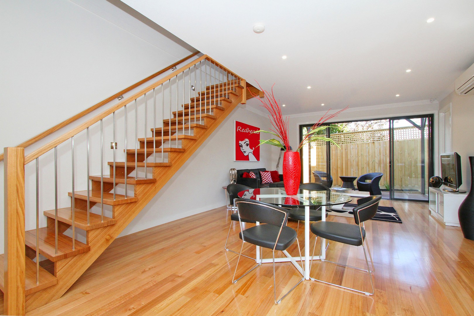 20 Lawson Street, Reservoir, VIC 3073, Reservoir - Thumbnail 3