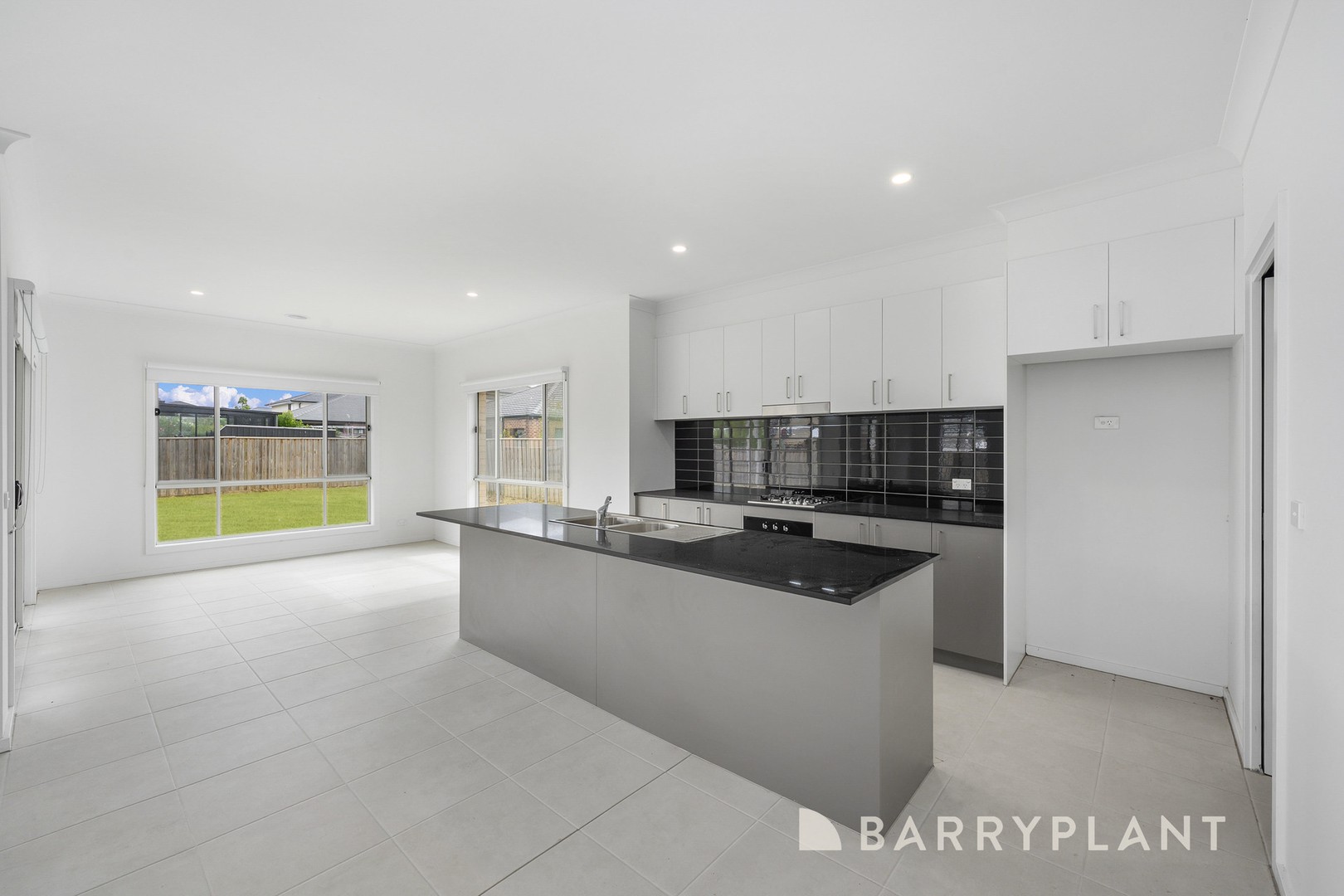 20 Lenigas Crescent, Manor Lakes, VIC 3024, Manor Lakes - Thumbnail 4