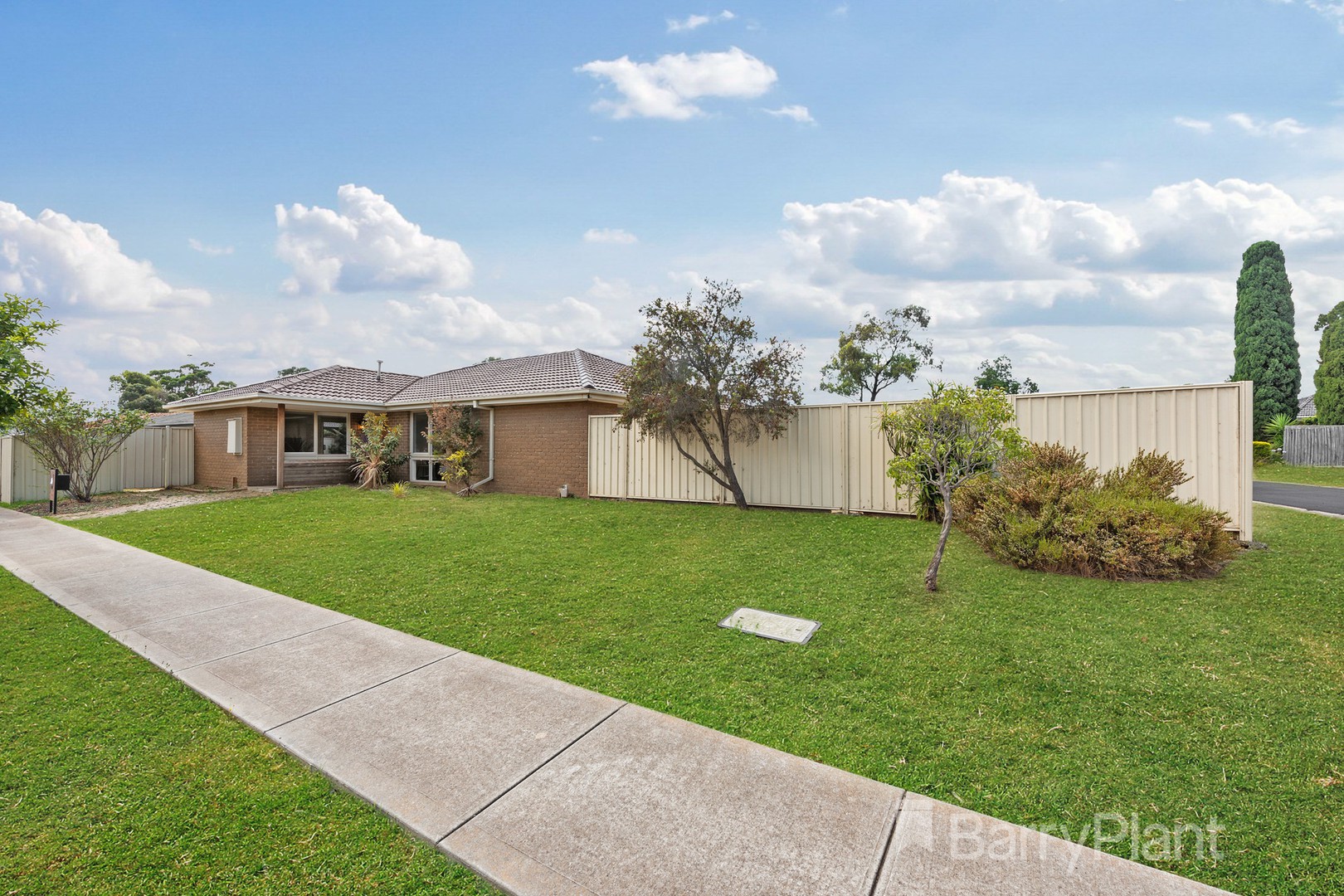 20 Linlithgow Way, Melton West, VIC 3337, Melton West - Thumbnail 2