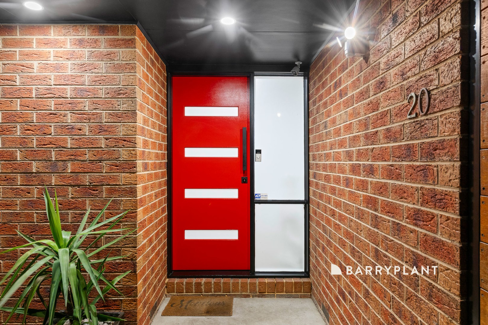 20 Madison Avenue, Narre Warren, VIC 3805 - Thumbnail 2 - 09/04/2025