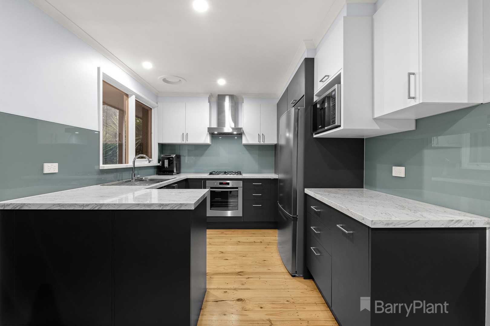 20 Mahon Crescent, Narre Warren, VIC 3805, Narre Warren - Thumbnail 3
