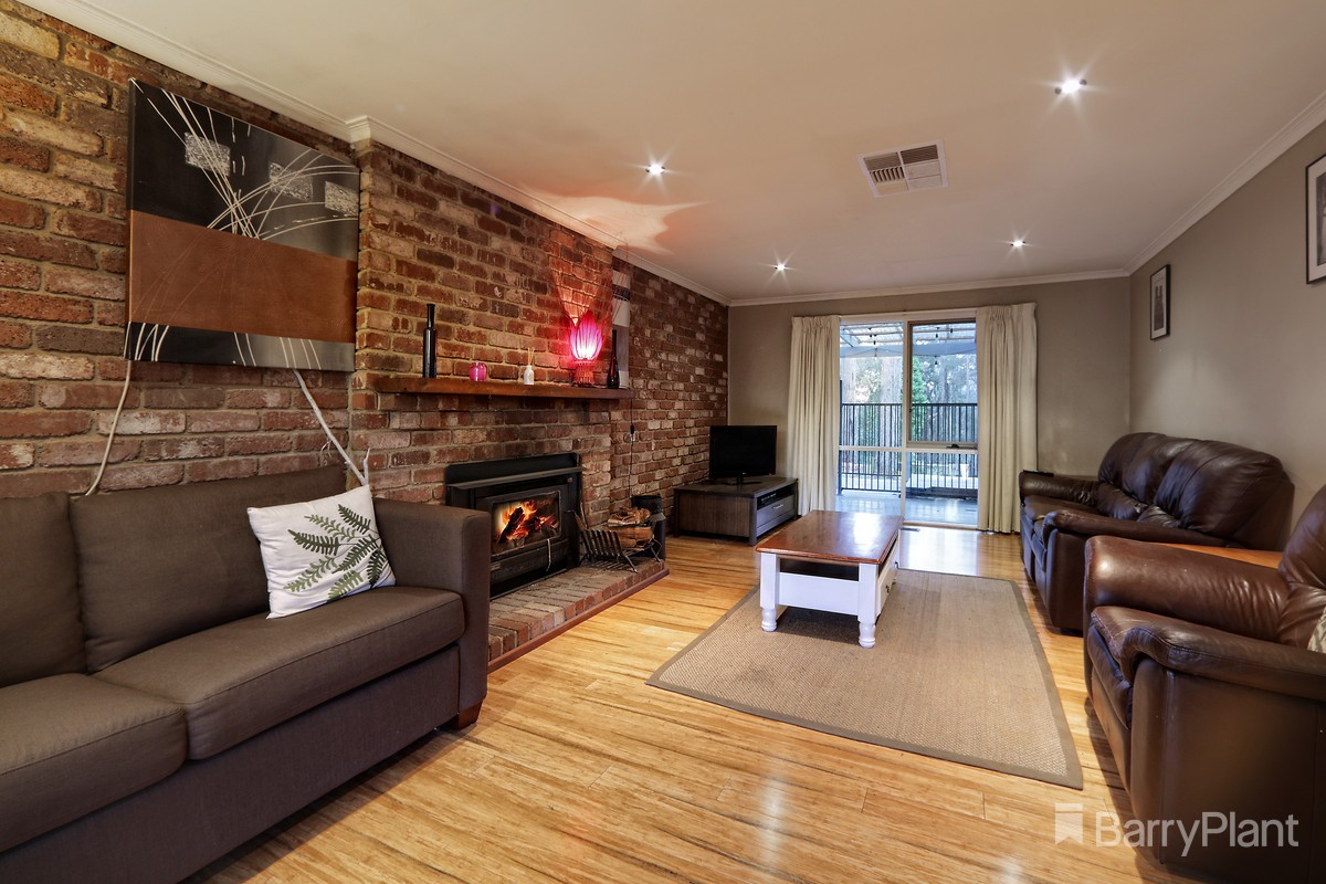 20 Majestic Drive, Emerald, VIC 3782 - Thumbnail 2 - 13/10/2021