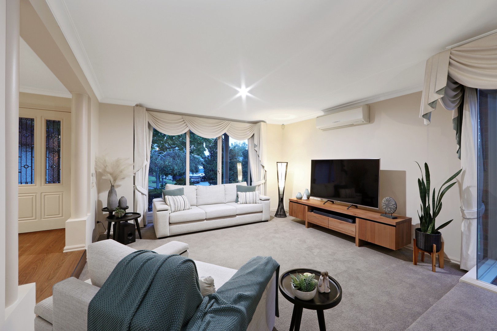 20 Malata Way, Lysterfield, VIC 3156, Lysterfield - Thumbnail 2