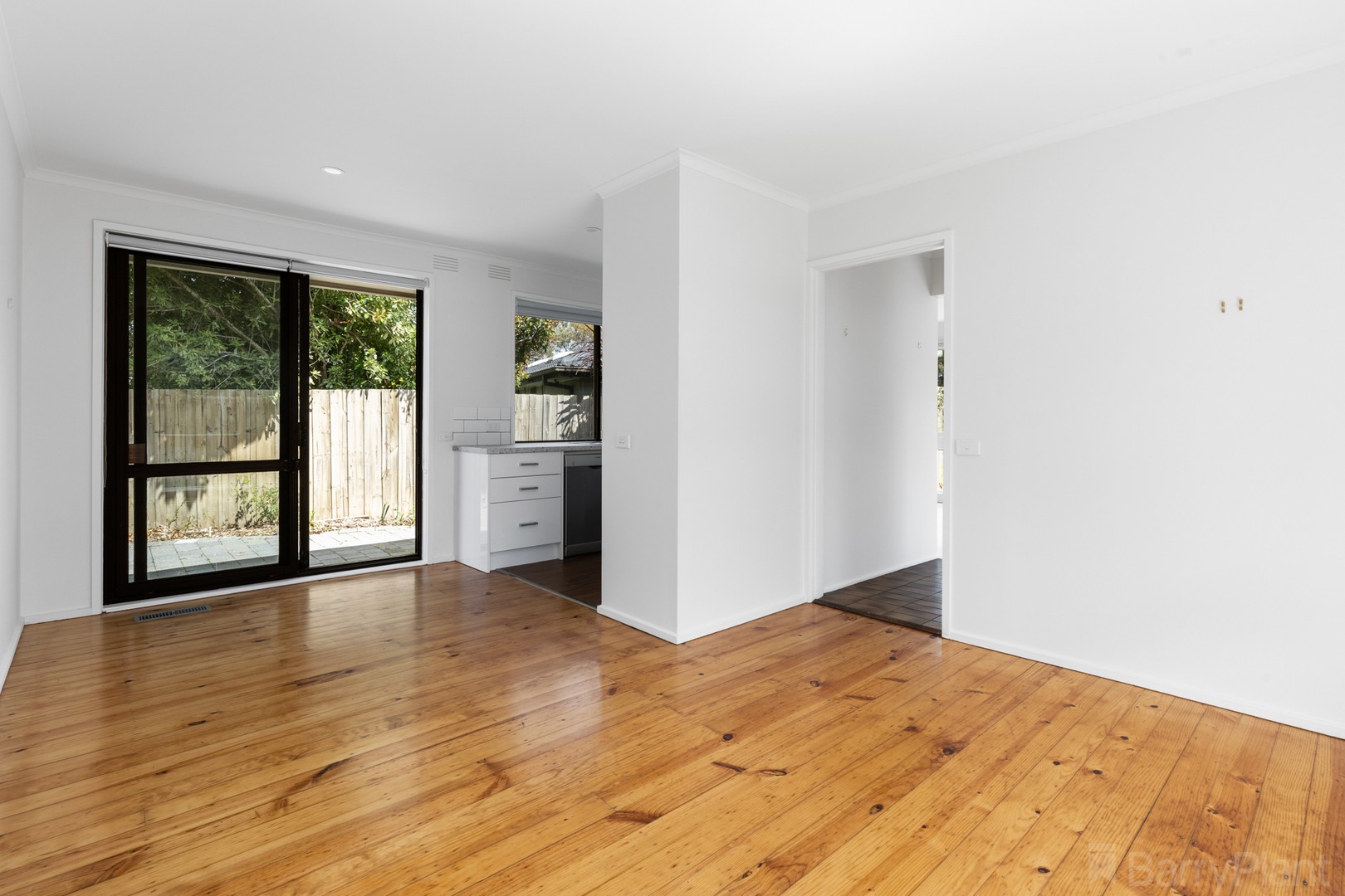 20 Mareeba Crescent, Bayswater, VIC 3153, Bayswater - Thumbnail 2