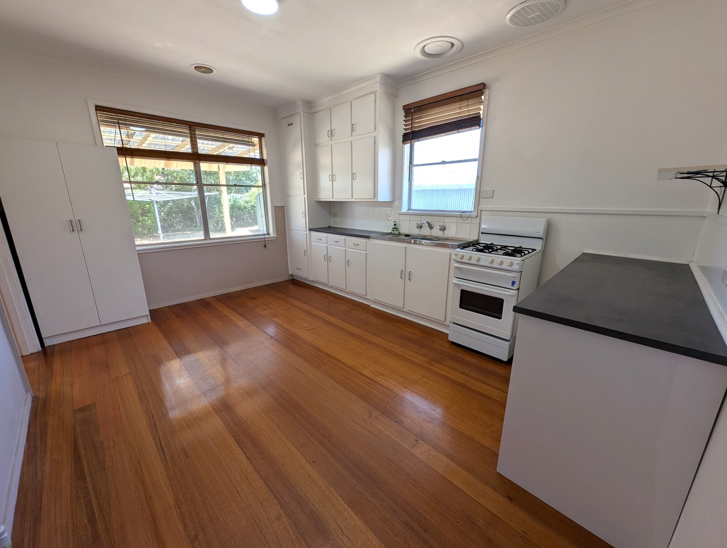 20 Mcallister Street, Breakwater, VIC 3219 - Thumbnail 1 - 07/01/2026