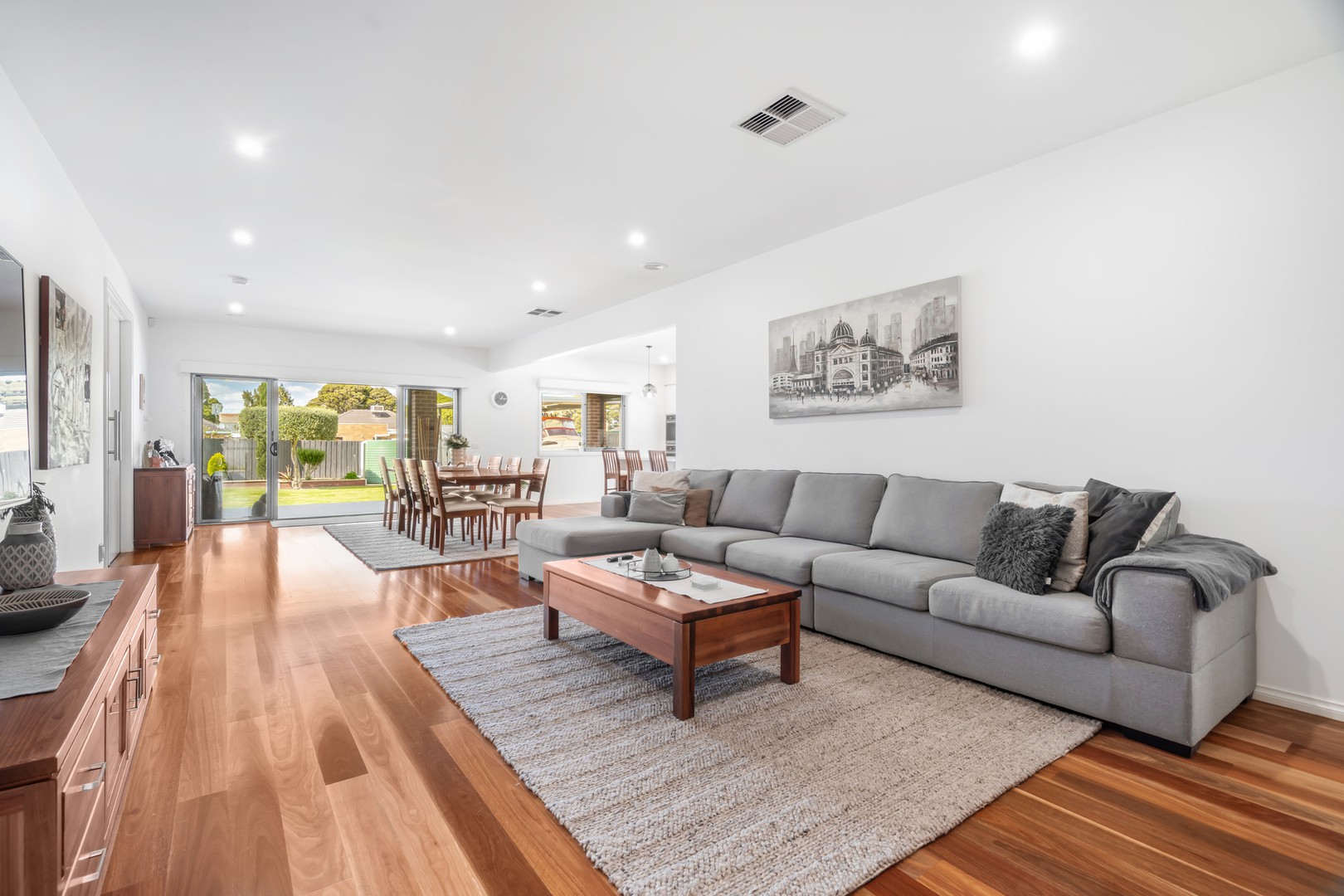 20 Mcfadzean Avenue, Reservoir, VIC 3073, Reservoir - Thumbnail 8