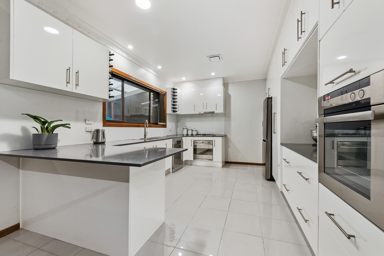 20 Medina Road, Keilor Downs, VIC 3038, Keilor Downs - Thumbnail 3