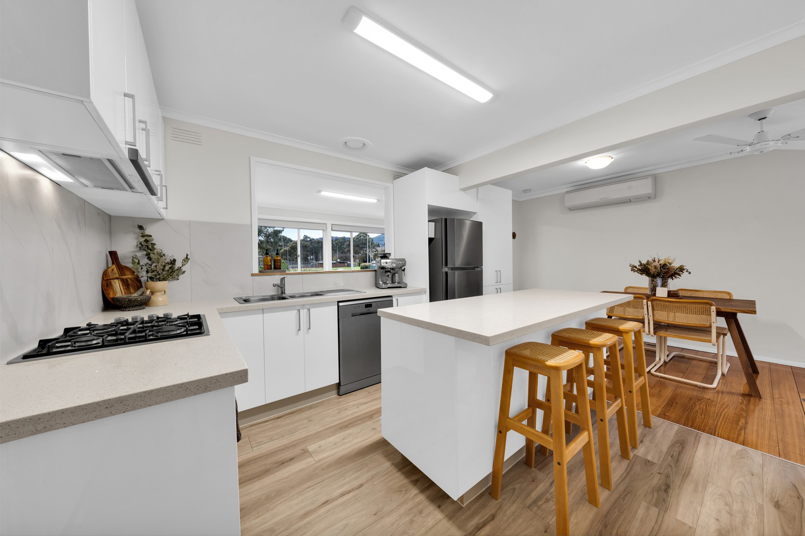 20 Merricks Close, Ferntree Gully, VIC 3156, Ferntree Gully - Thumbnail 3