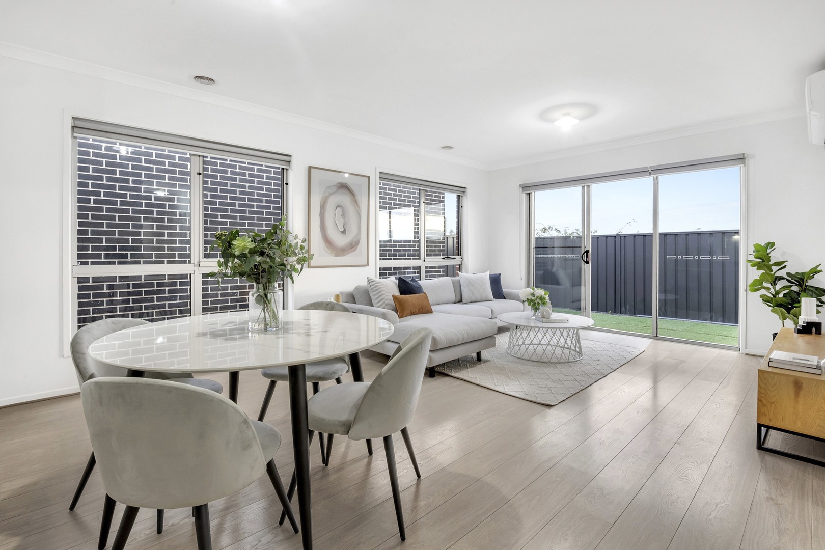 20 Millau Avenue, Craigieburn, VIC 3064, Craigieburn - Thumbnail 4