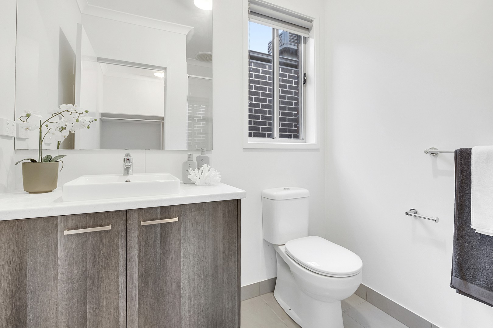 20 Millau Avenue, Craigieburn, VIC 3064, Craigieburn - Thumbnail 6