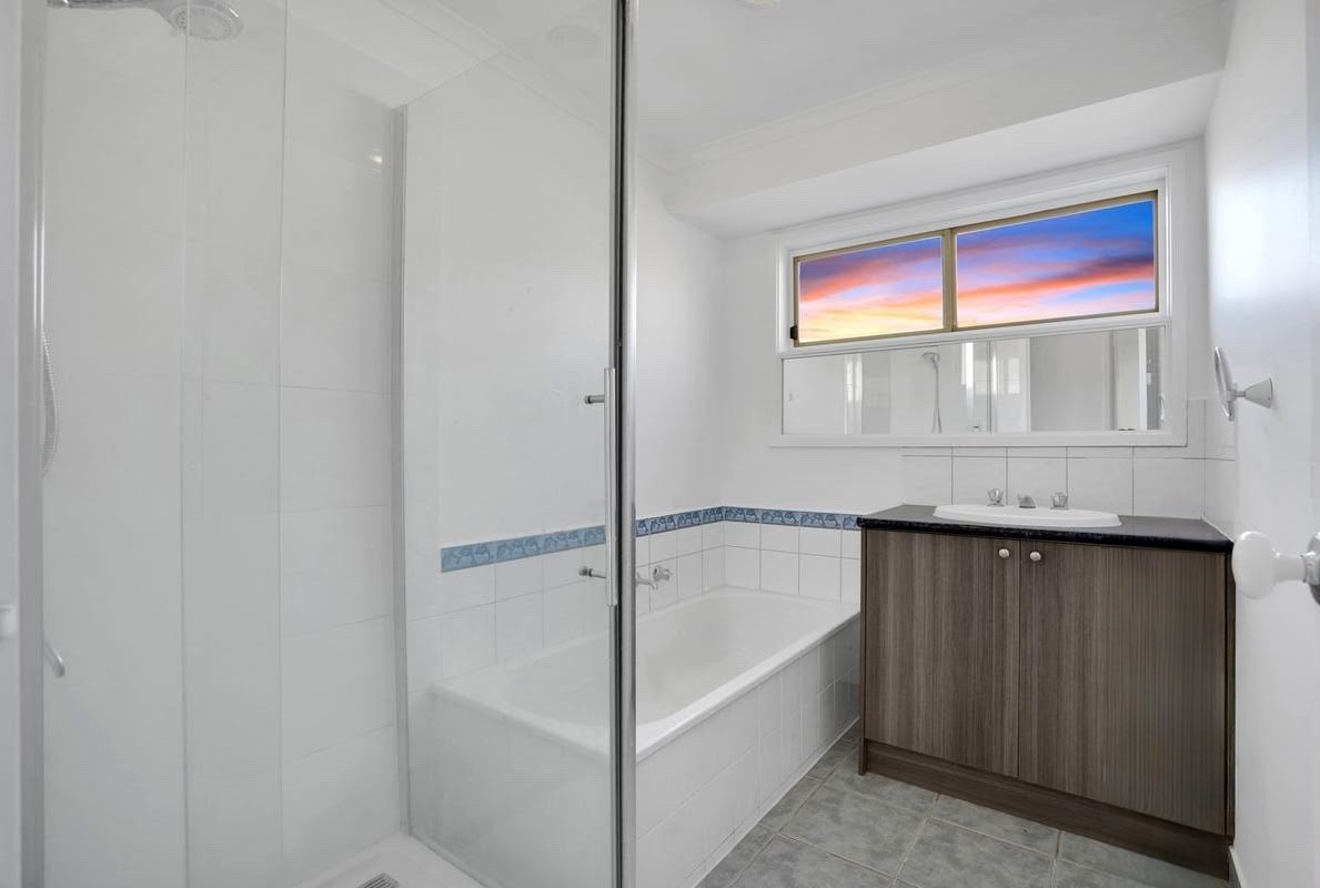 20 Mowbray Crescent, Kurunjang, VIC 3337, Kurunjang - Thumbnail 4