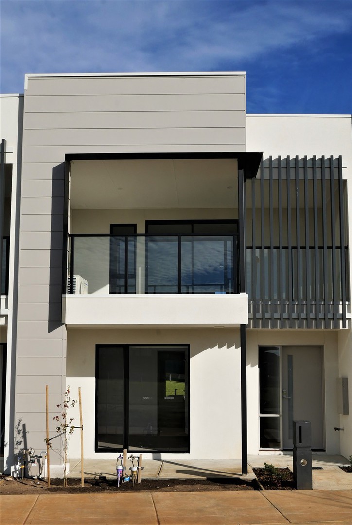 20 Odsal Walk, Strathtulloh, VIC 3338, Strathtulloh - Thumbnail 3