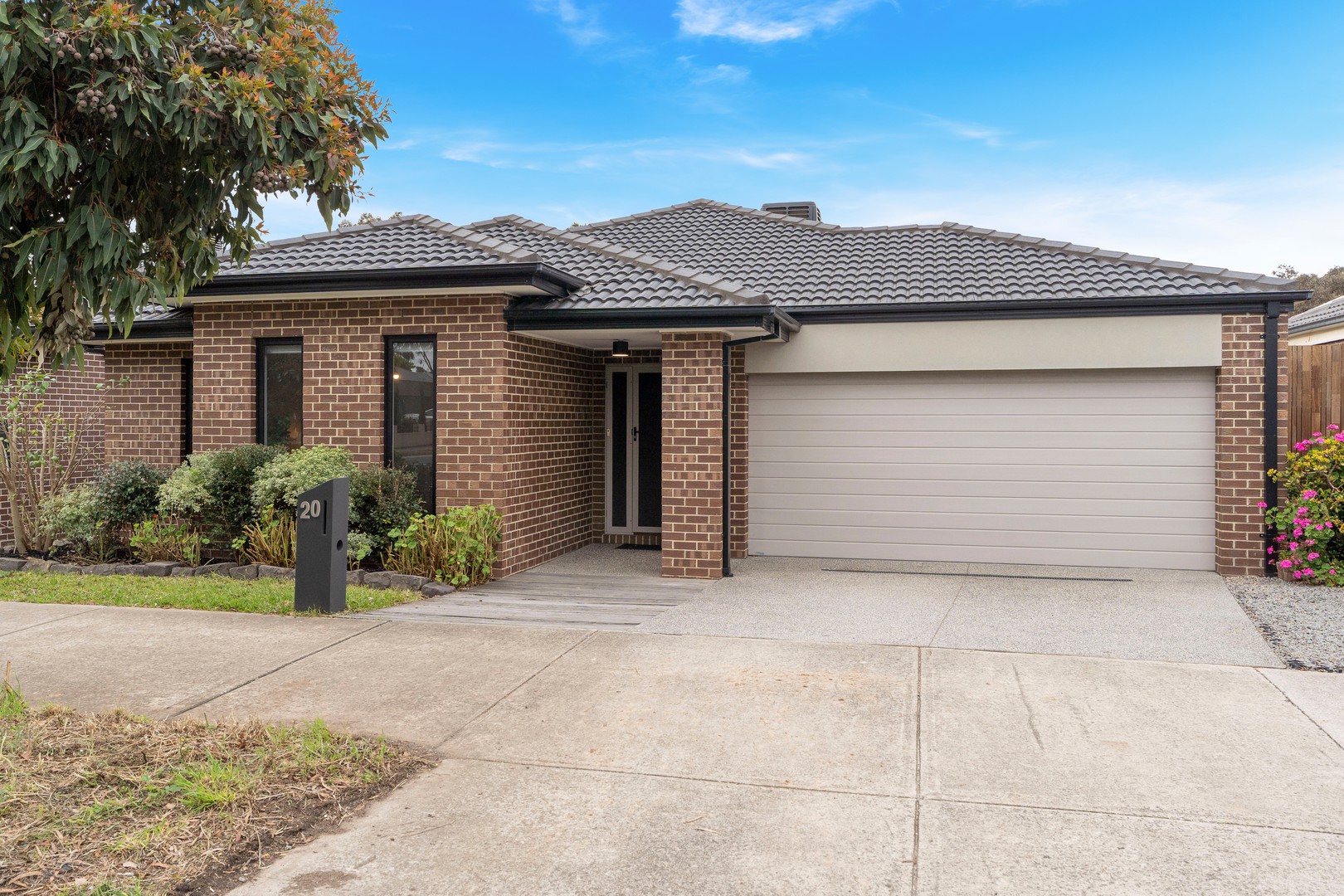 20 Parkhaven Street, Craigieburn, VIC 3064, Craigieburn - Thumbnail 2
