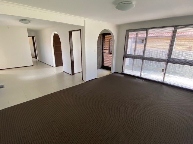 20 Pottenger Way, St Albans, VIC 3021, St Albans - Thumbnail 2