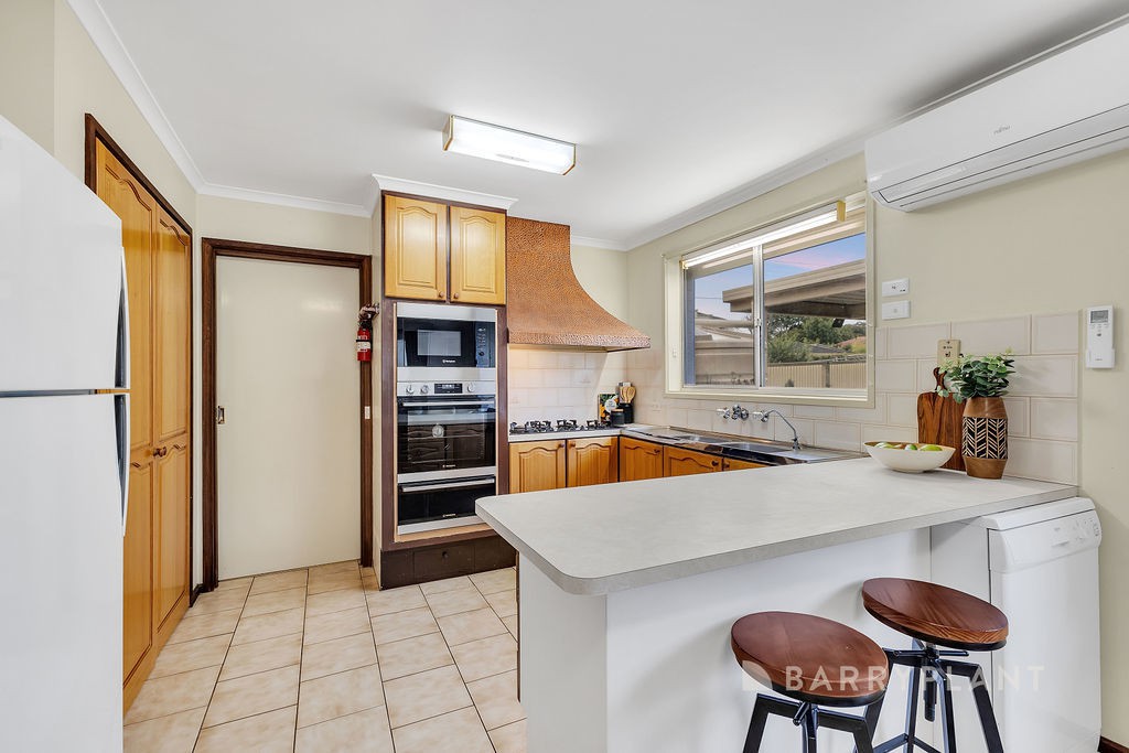 20 Rembrandt Drive, Wheelers Hill, VIC 3150, Wheelers Hill - Thumbnail 4