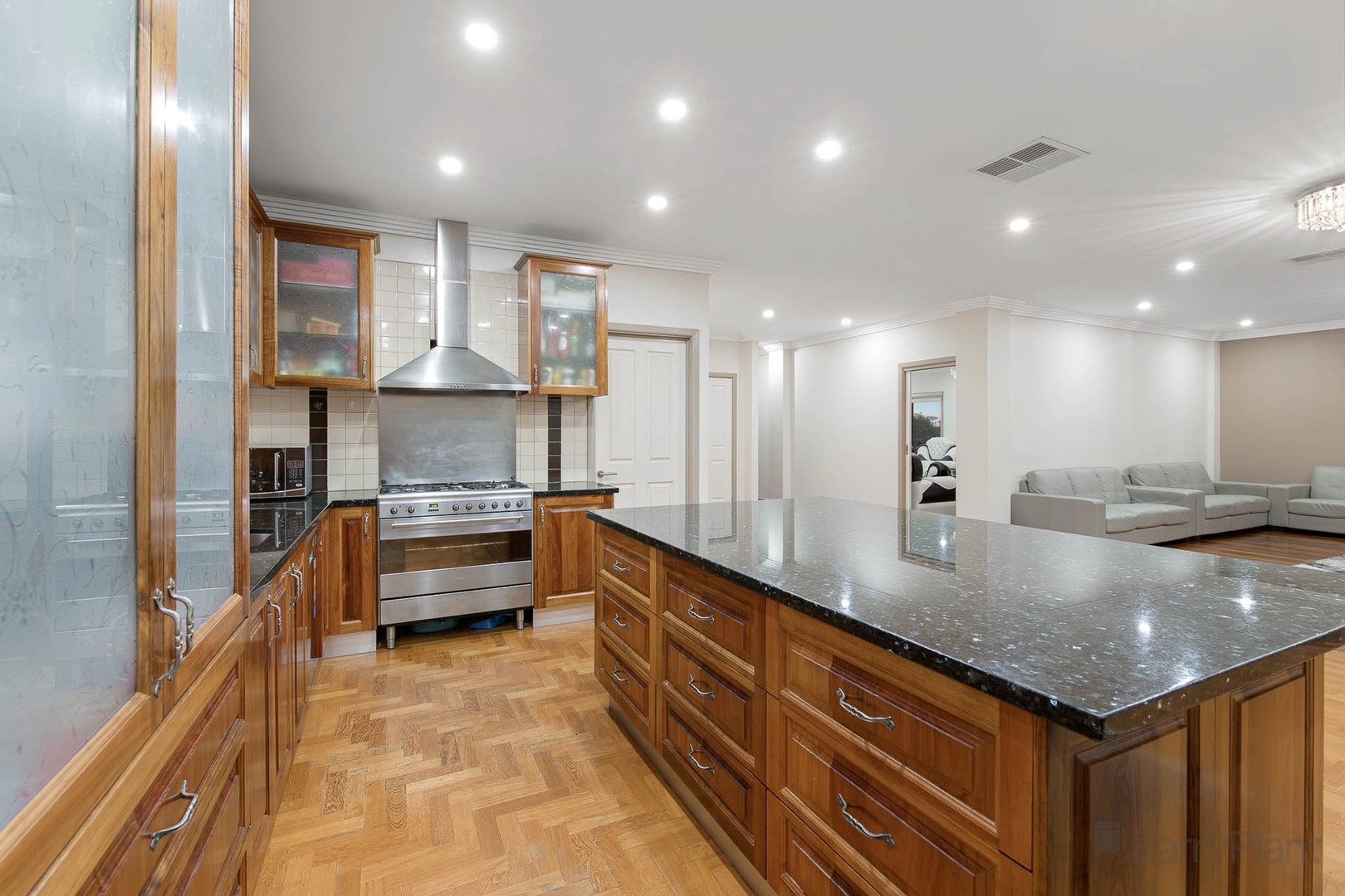 20 Ridgemont Drive, Berwick, VIC 3806, Berwick - Thumbnail 5