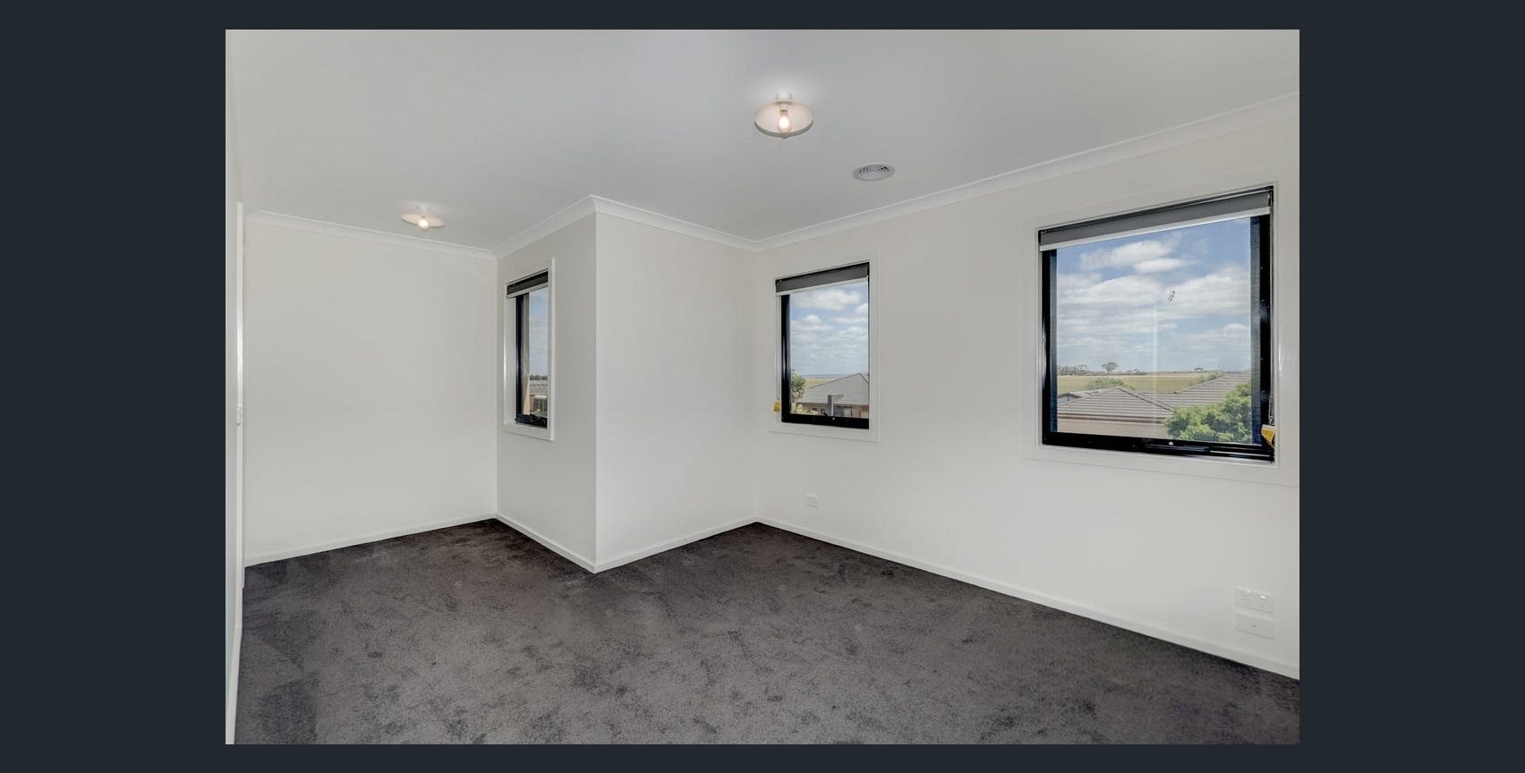 20 Ridgeway, Melton West, VIC 3337 - Thumbnail 2 - 20/10/2025