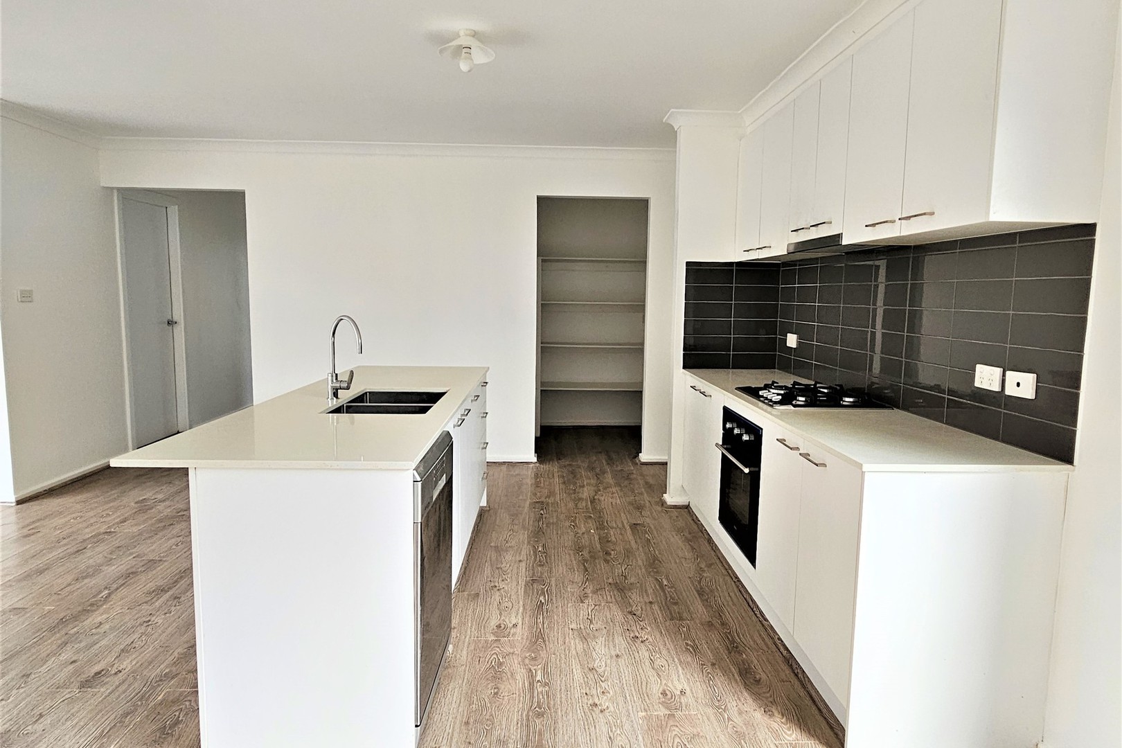 20 Robinson Drive, Weir Views, VIC 3338, Weir Views - Thumbnail 5