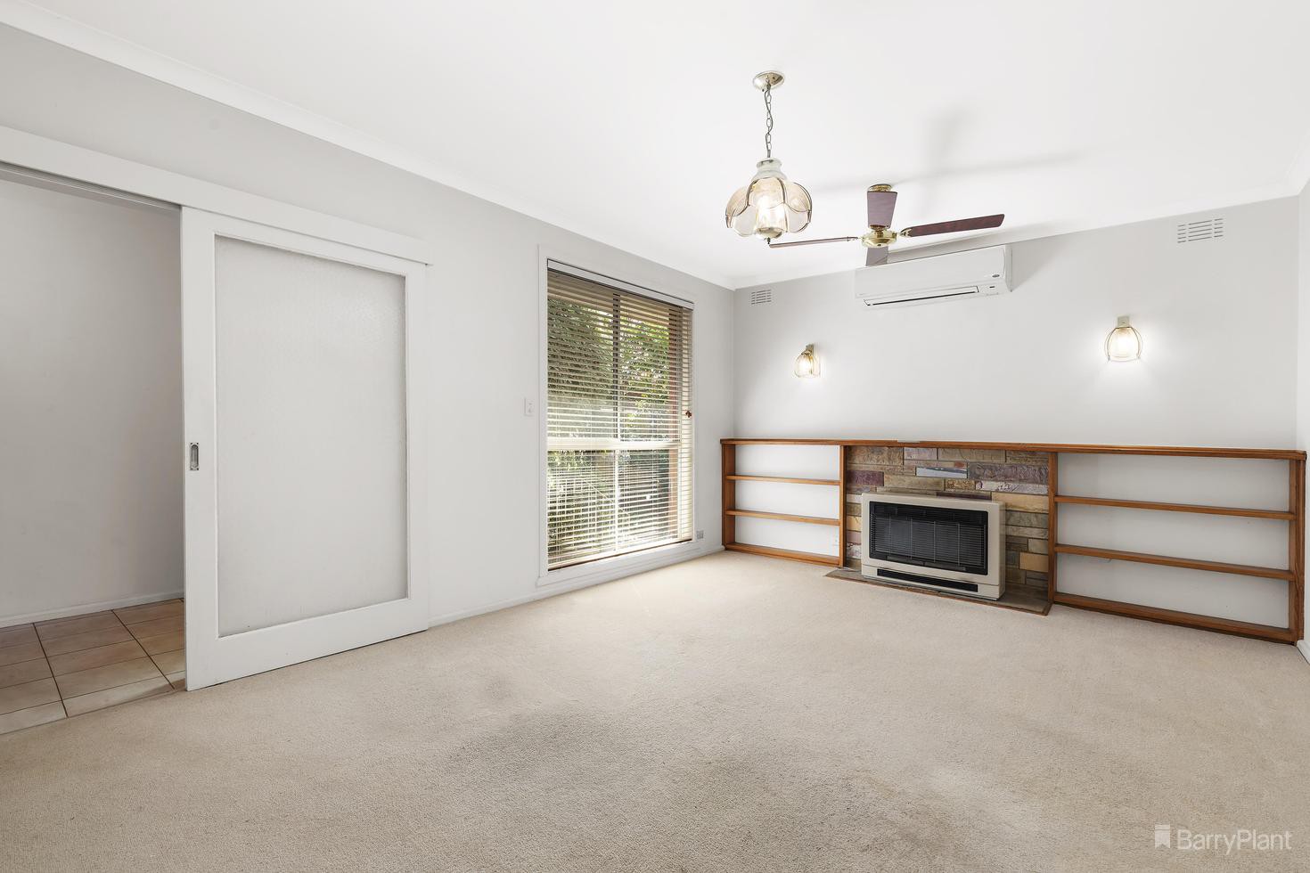 20 Rockaway Drive, Viewbank, VIC 3084, Viewbank - Thumbnail 2