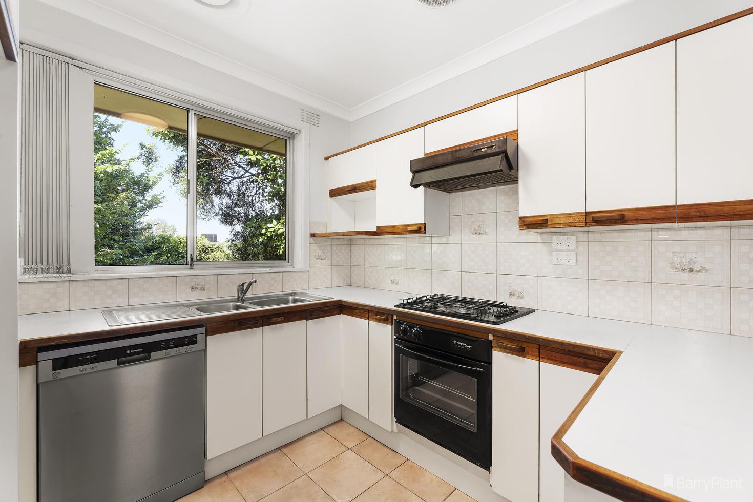 20 Rockaway Drive, Viewbank, VIC 3084, Viewbank - Thumbnail 3