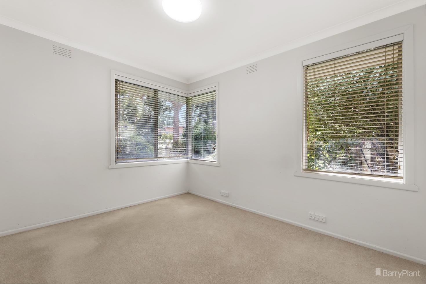 20 Rockaway Drive, Viewbank, VIC 3084, Viewbank - Thumbnail 5