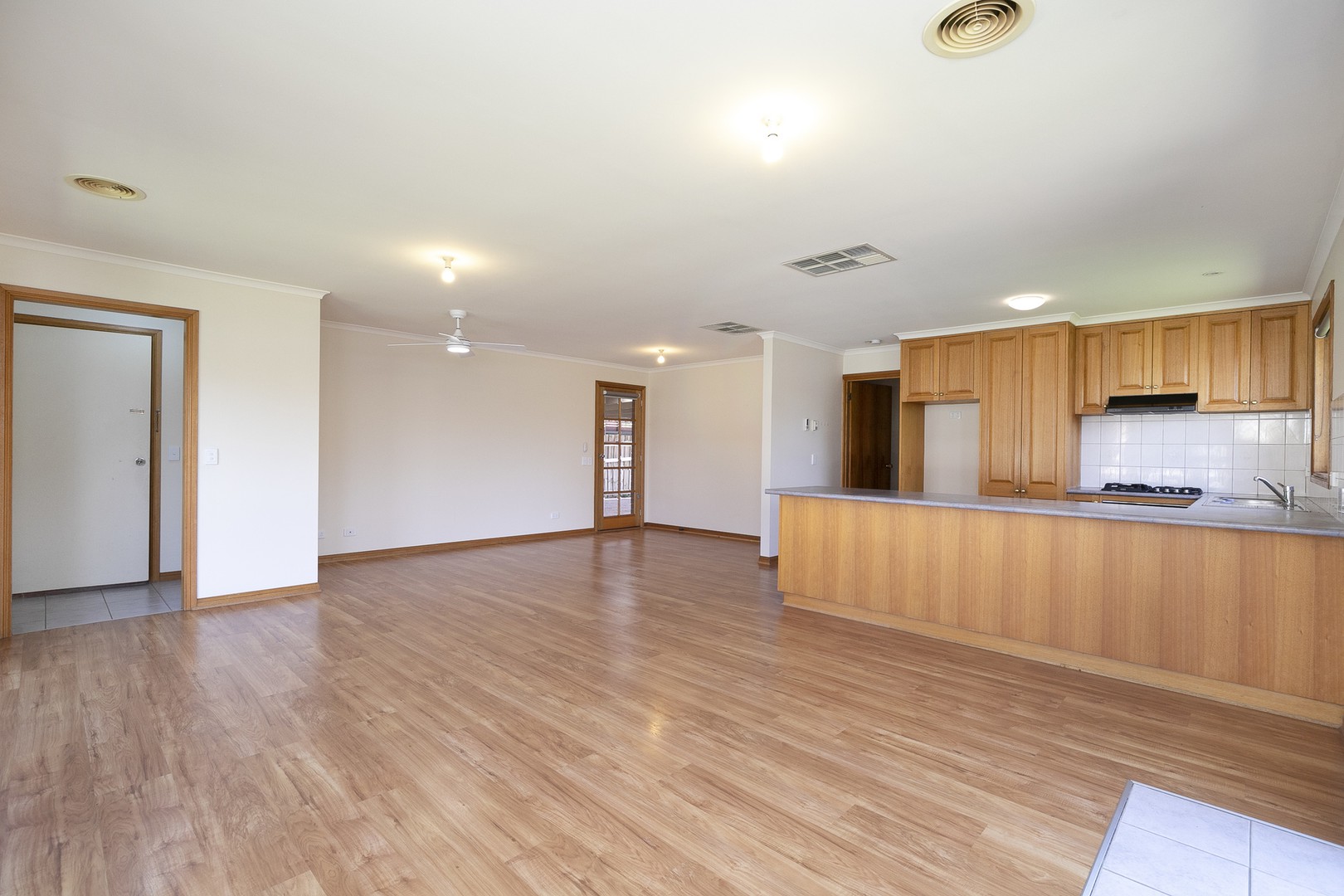 20 Ruben Drive, Sydenham, VIC 3037, Sydenham - Thumbnail 2