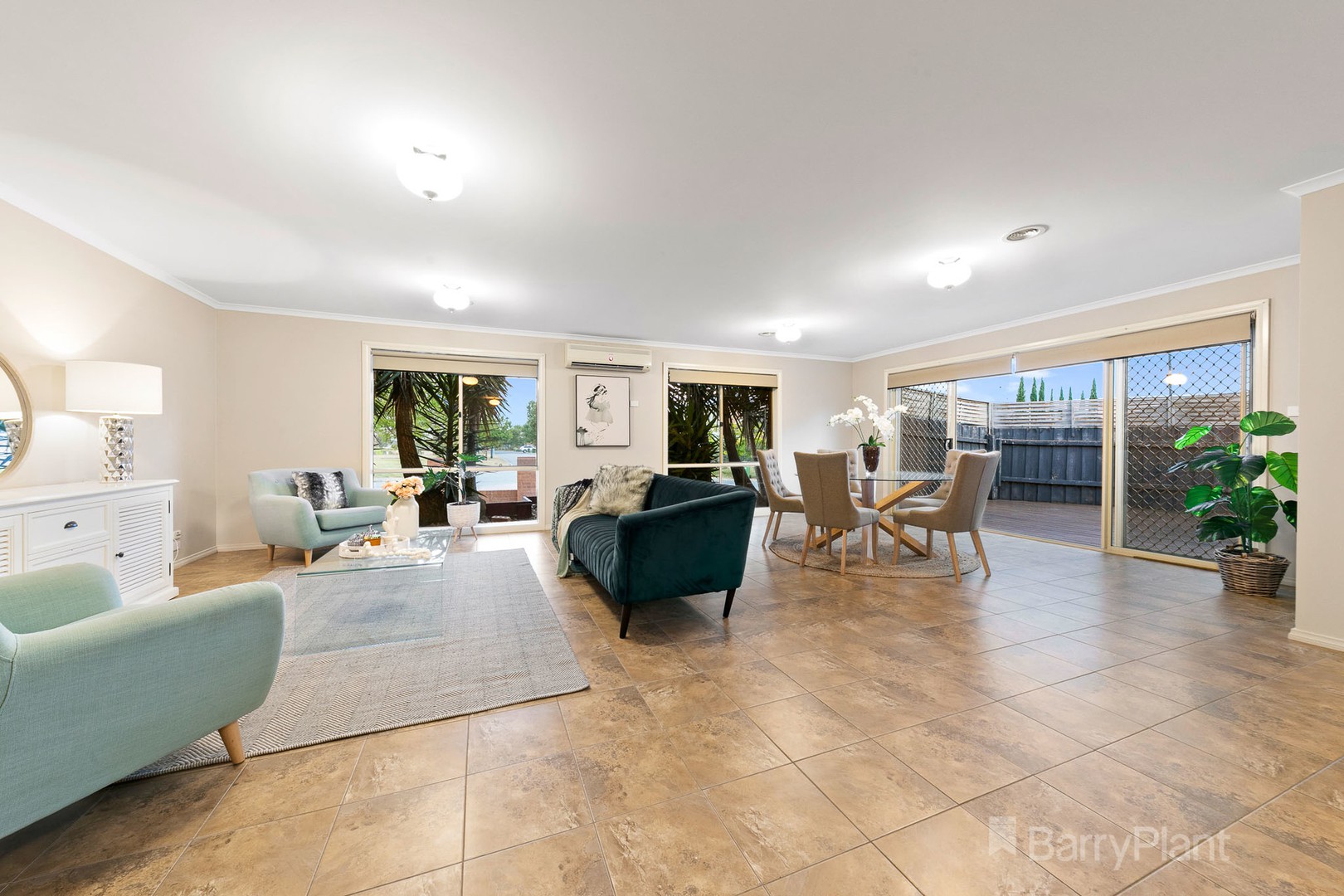 20 Sandalwood Drive, Pakenham, VIC 3810, Pakenham - Thumbnail 5