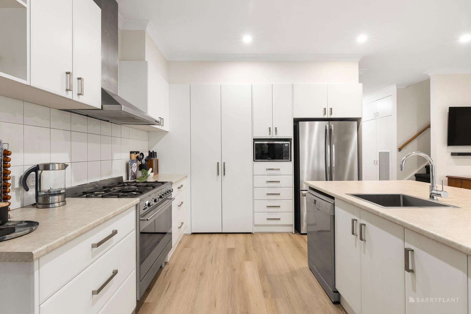 20 Saxton Street, Box Hill North, VIC 3129, Box Hill North - Thumbnail 4