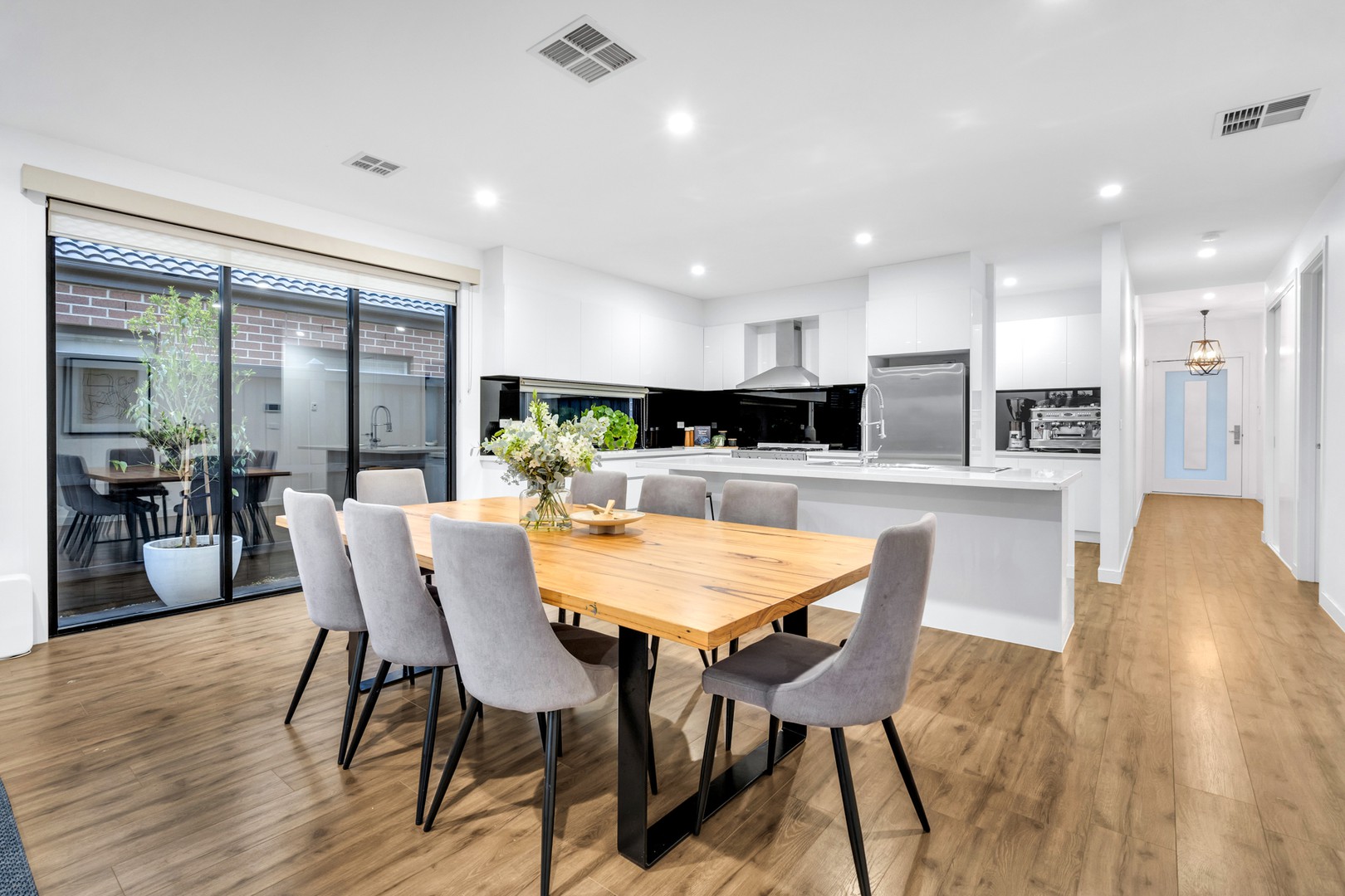 20 Scandia Drive, Mickleham, VIC 3064 - Thumbnail 2 - 26/05/2022