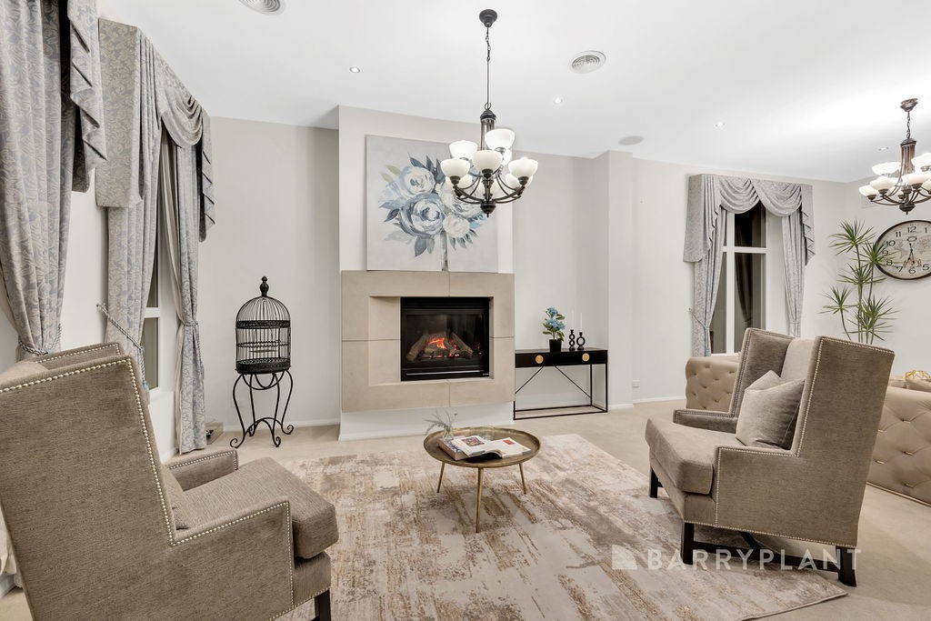 20 Scenic Drive, Ashwood, VIC 3147, Ashwood - Thumbnail 2