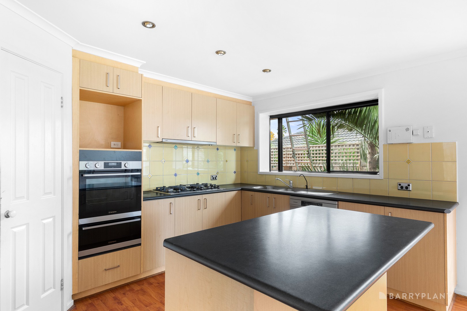 20 Seabrook Boulevard, Seabrook, VIC 3028 - Thumbnail 2 - 18/04/2024