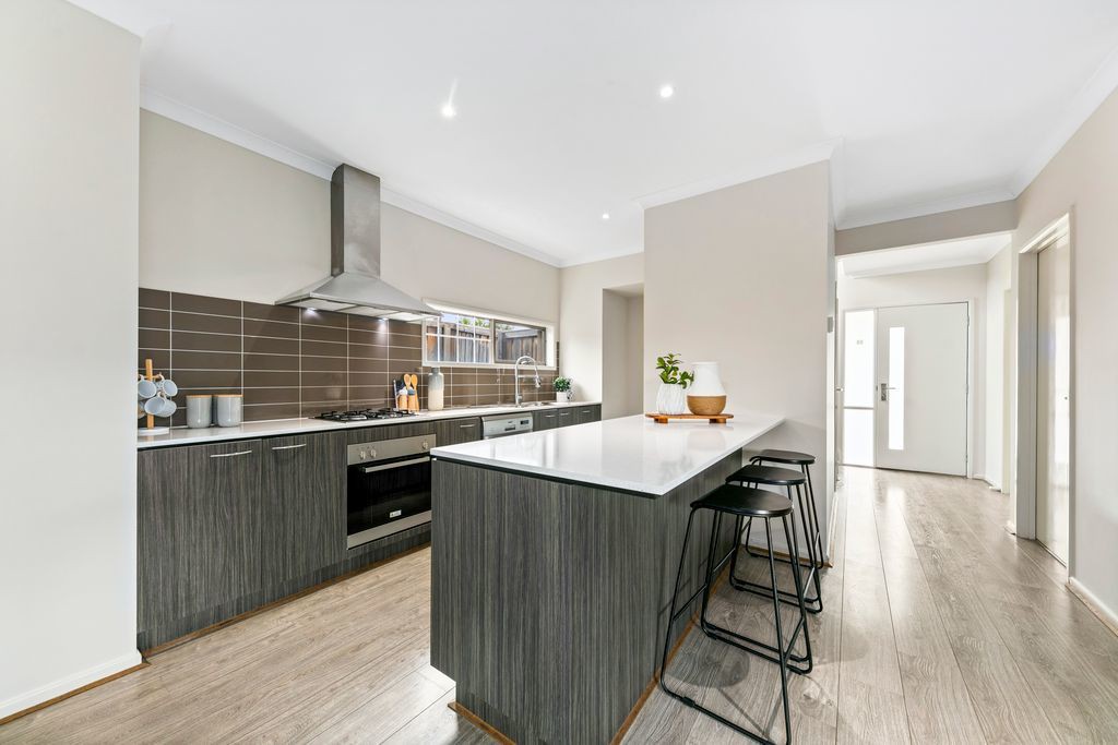20 Sedgeman Street, Fraser Rise, VIC 3336 - Thumbnail 2 - 15/04/2026