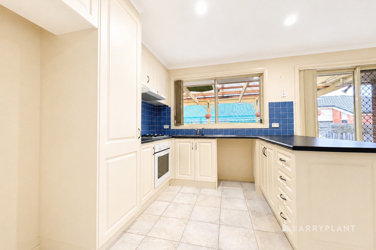 20 Shetland Court, Pakenham, VIC 3810, Pakenham - Thumbnail 2