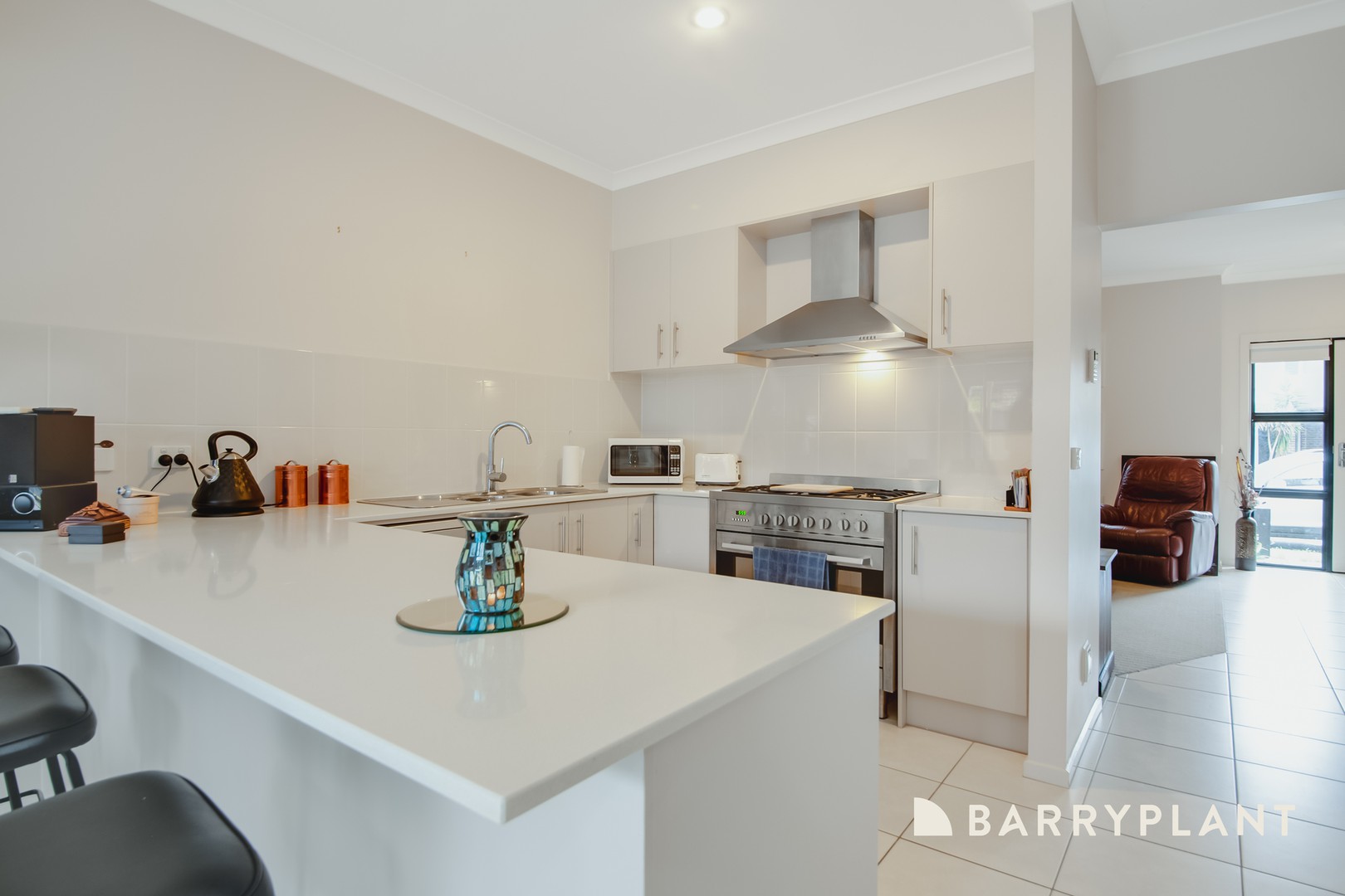 20 Stonebridge Lane, Pakenham, VIC 3810 - Thumbnail 1 - 10/04/2026