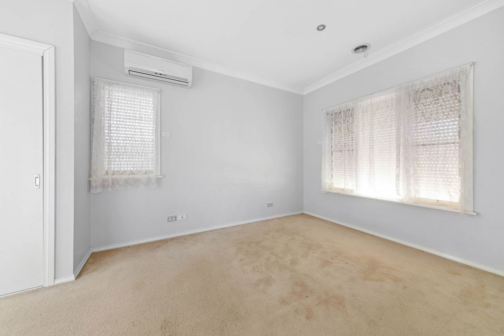 20 Tamborine Way, Caroline Springs, VIC 3023, Caroline Springs - Thumbnail 3