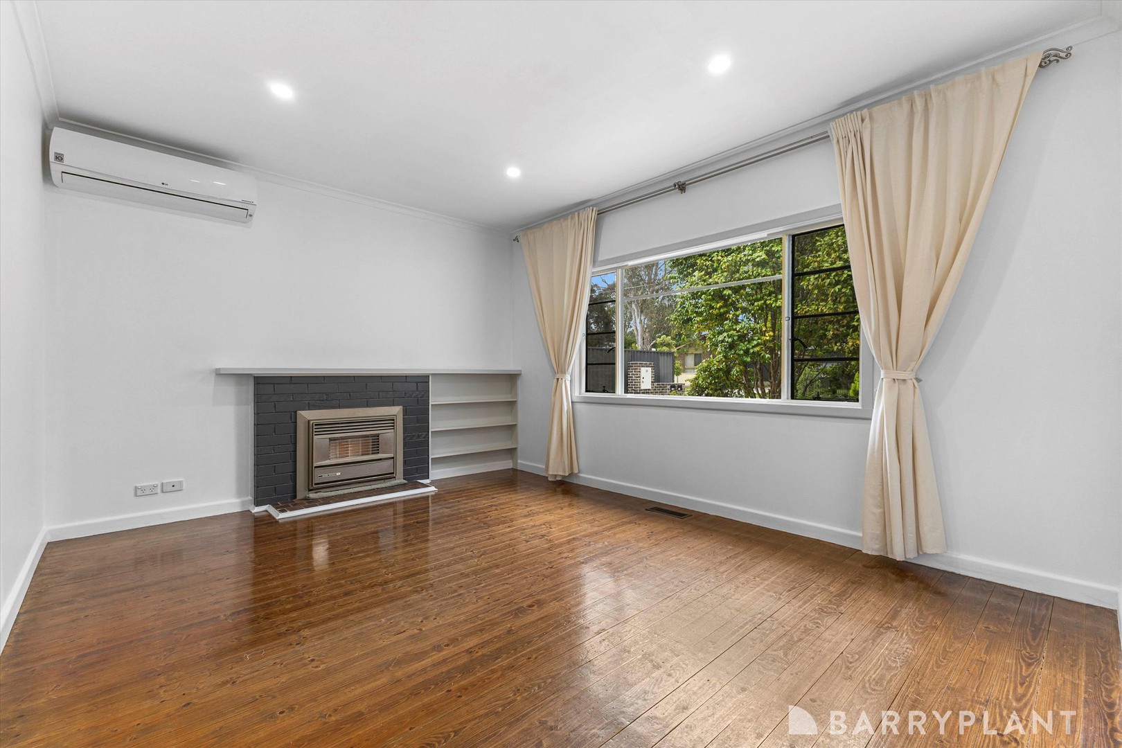 20 Tennyson Avenue, Kilsyth, VIC 3137 - Thumbnail 1 - 07/11/2025