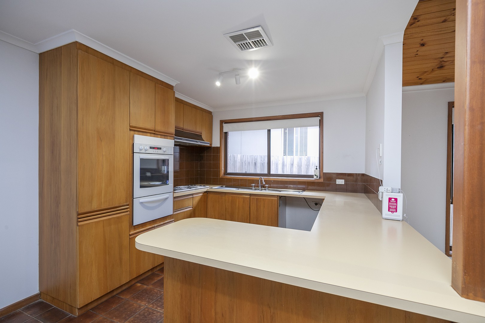 20 Tintaldra Drive, Taylors Lakes, VIC 3038, Taylors Lakes - Thumbnail 4