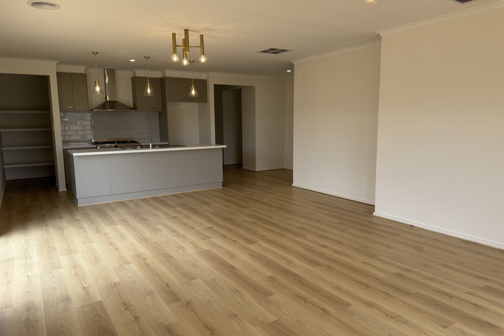 20 Trissino Drive, Mildura, VIC 3500 - Thumbnail 2 - 01/10/2026