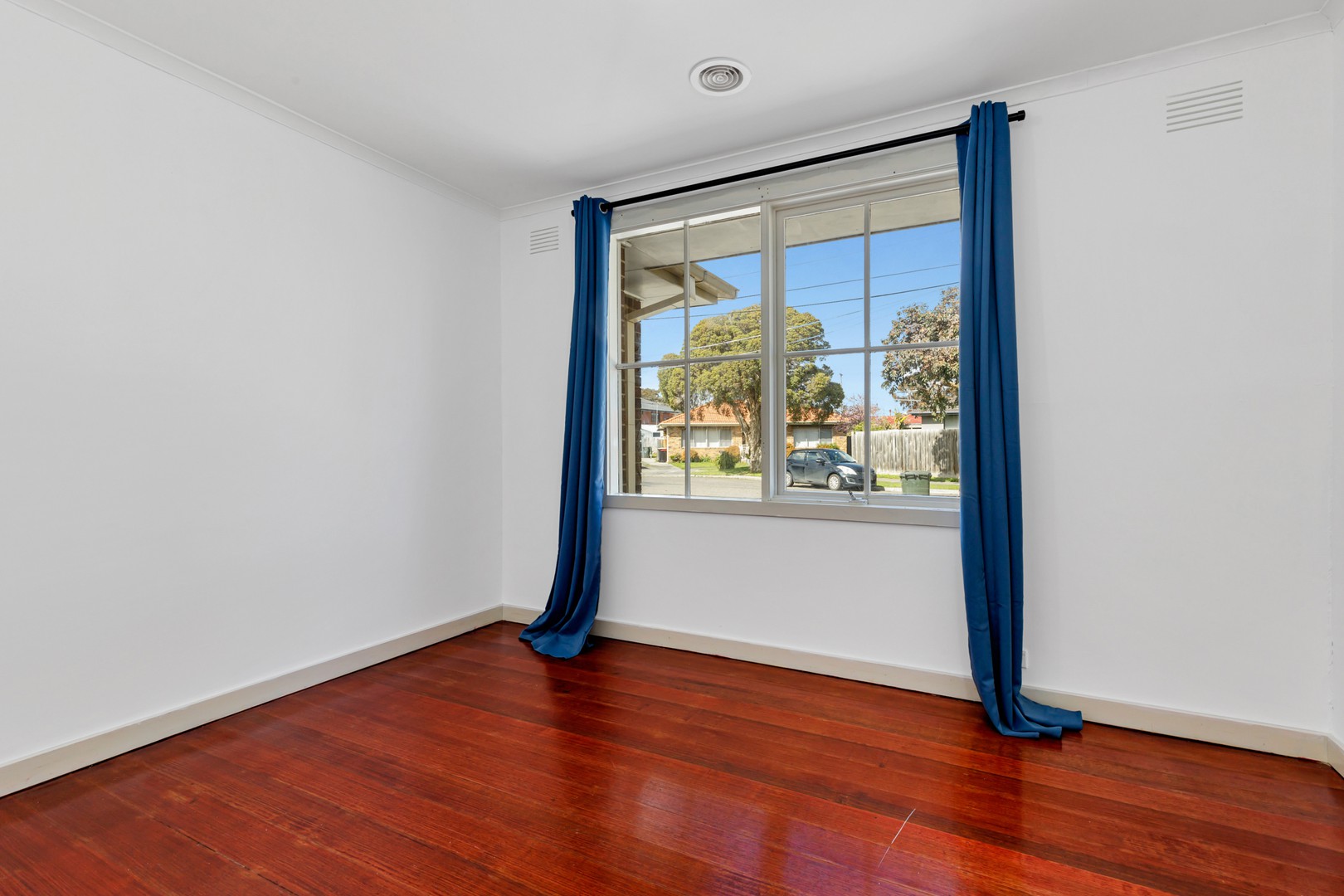 20 Walnut Crescent, Noble Park, VIC 3174, Noble Park - Thumbnail 5