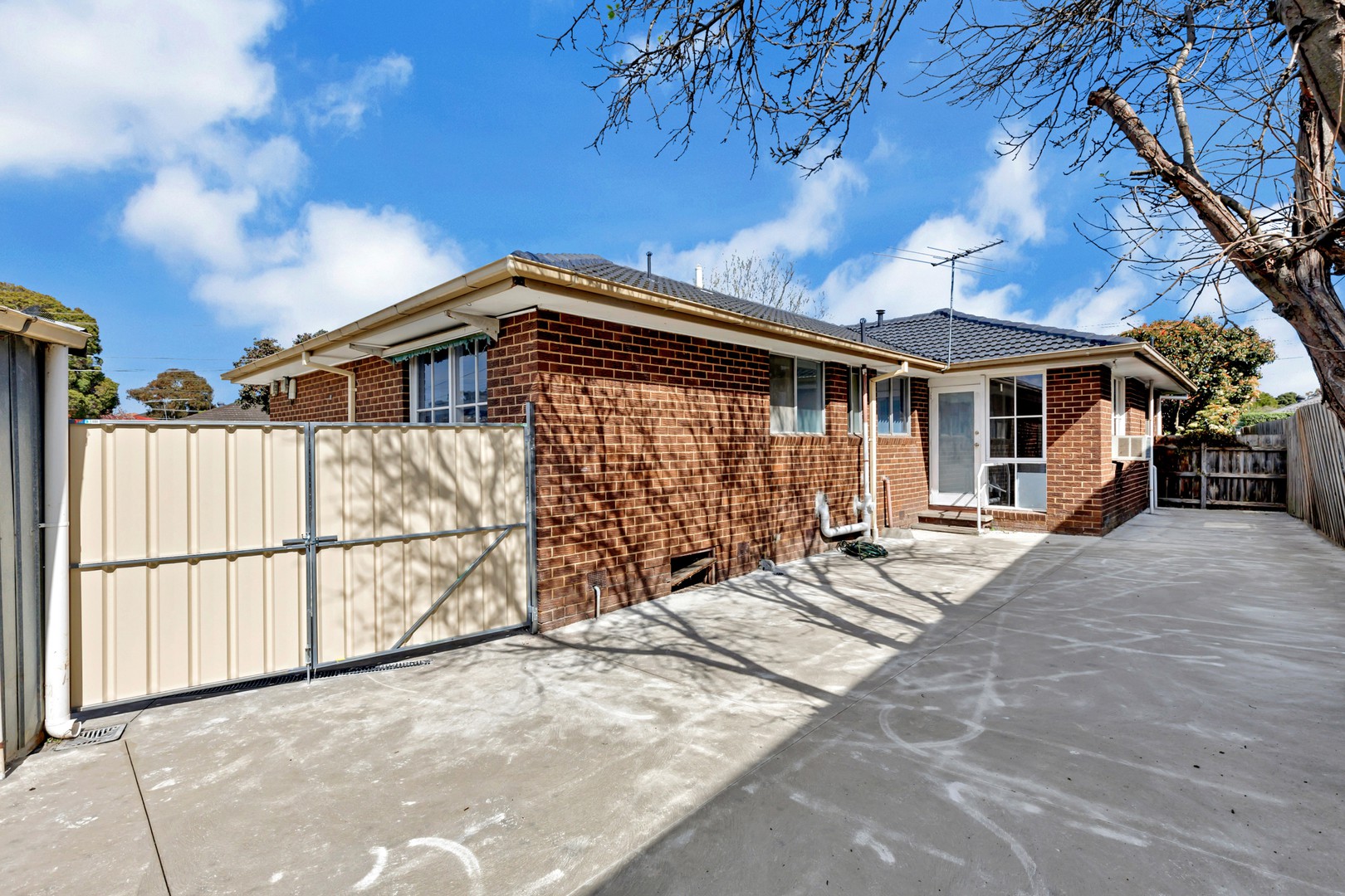 20 Walnut Crescent, Noble Park, VIC 3174, Noble Park - Thumbnail 8