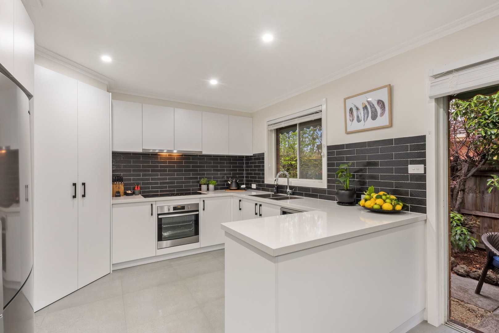 20 Walpole Av, Belmont, VIC 3216 - Thumbnail 2 - 11/04/2025