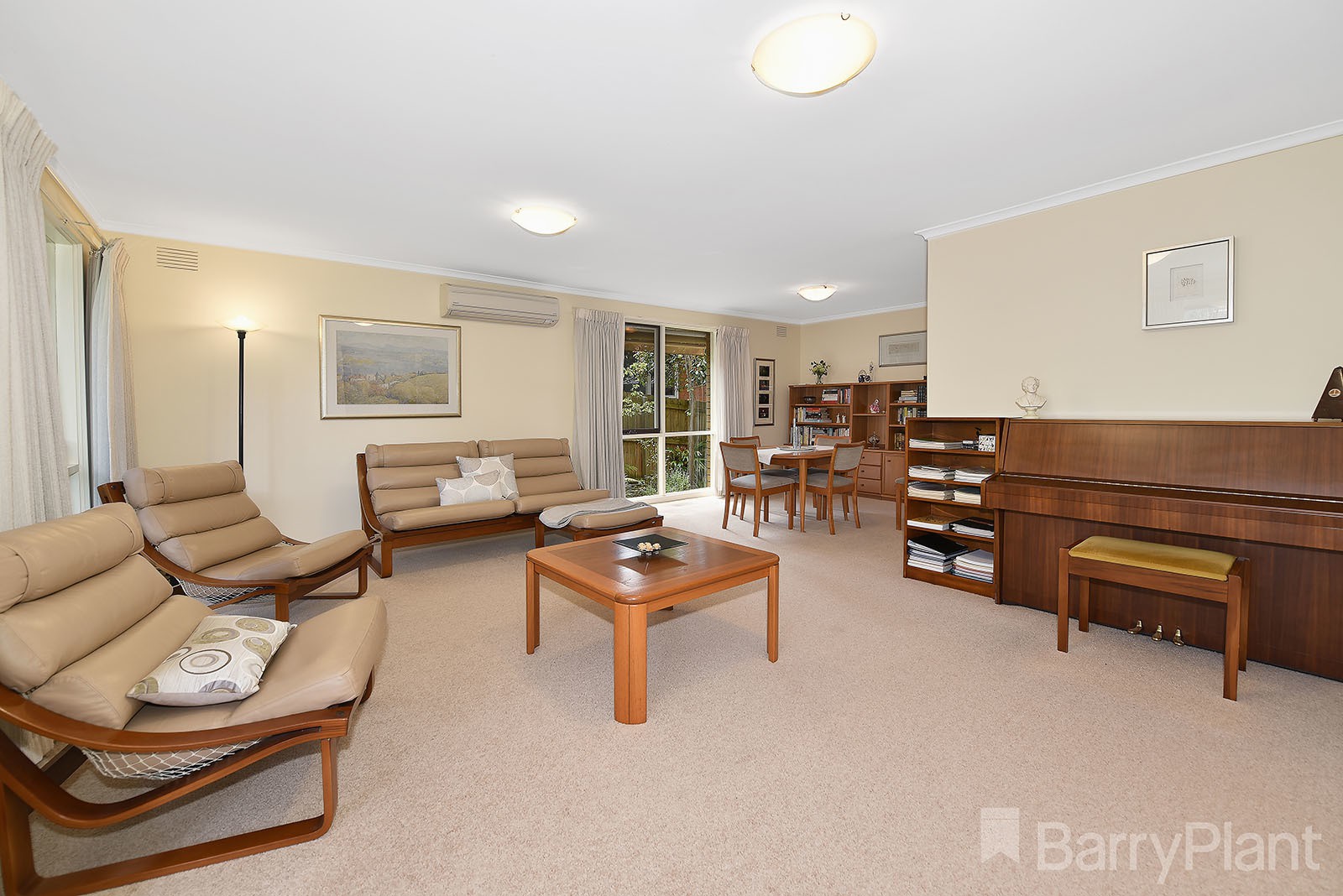 20 Winterton DriveWheelers Hill, VIC 3150, Wheelers Hill - Thumbnail 2