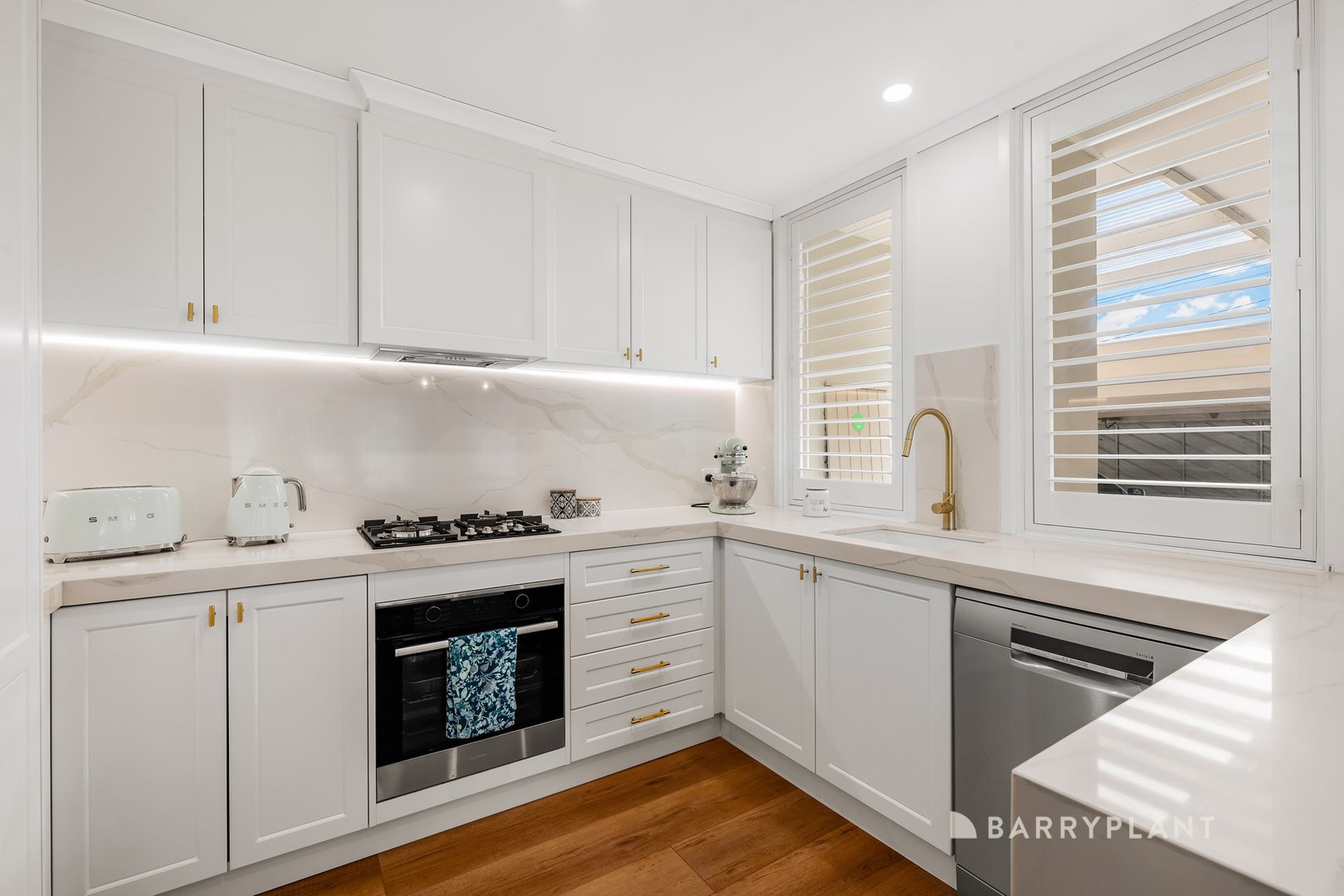 20 Woodhouse Road, Doncaster East, VIC 3109, Doncaster East - Thumbnail 3