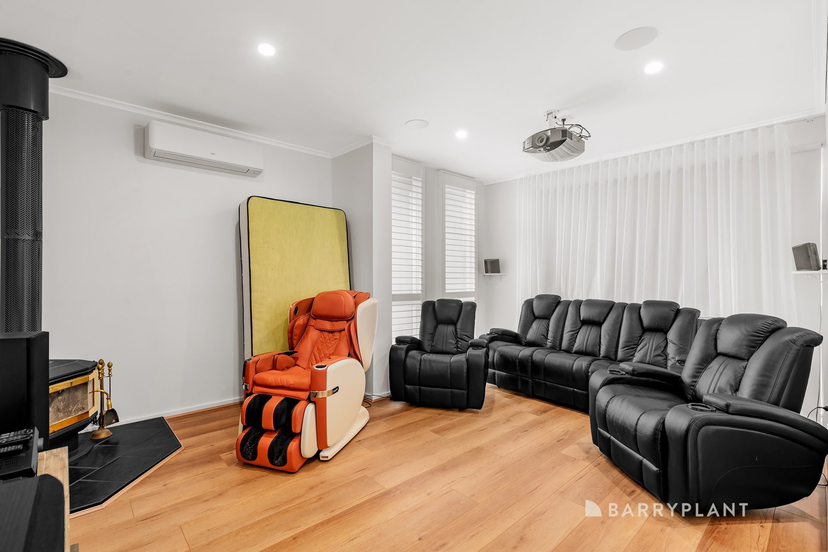 20 Woodhouse Road, Doncaster East, VIC 3109, Doncaster East - Thumbnail 5
