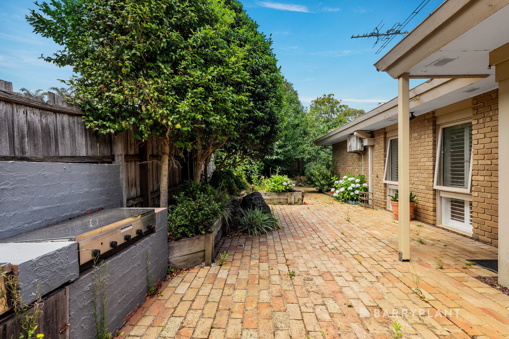 20 Woodhouse Road, Doncaster East, VIC 3109, Doncaster East - Thumbnail 8