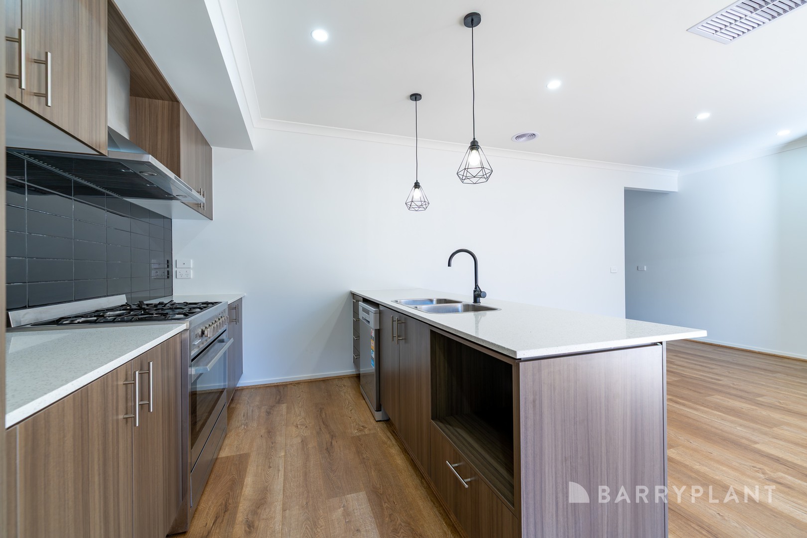 20 Woodman Circuit, Wollert, VIC 3750, South Morang - Thumbnail 2