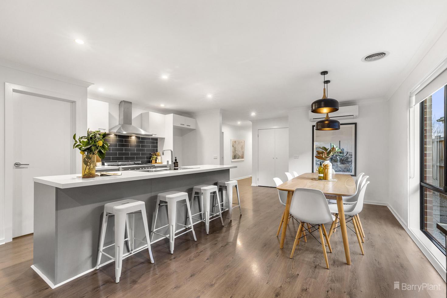 20 Woorawa Drive, Doreen, VIC 3754, Doreen - Thumbnail 4