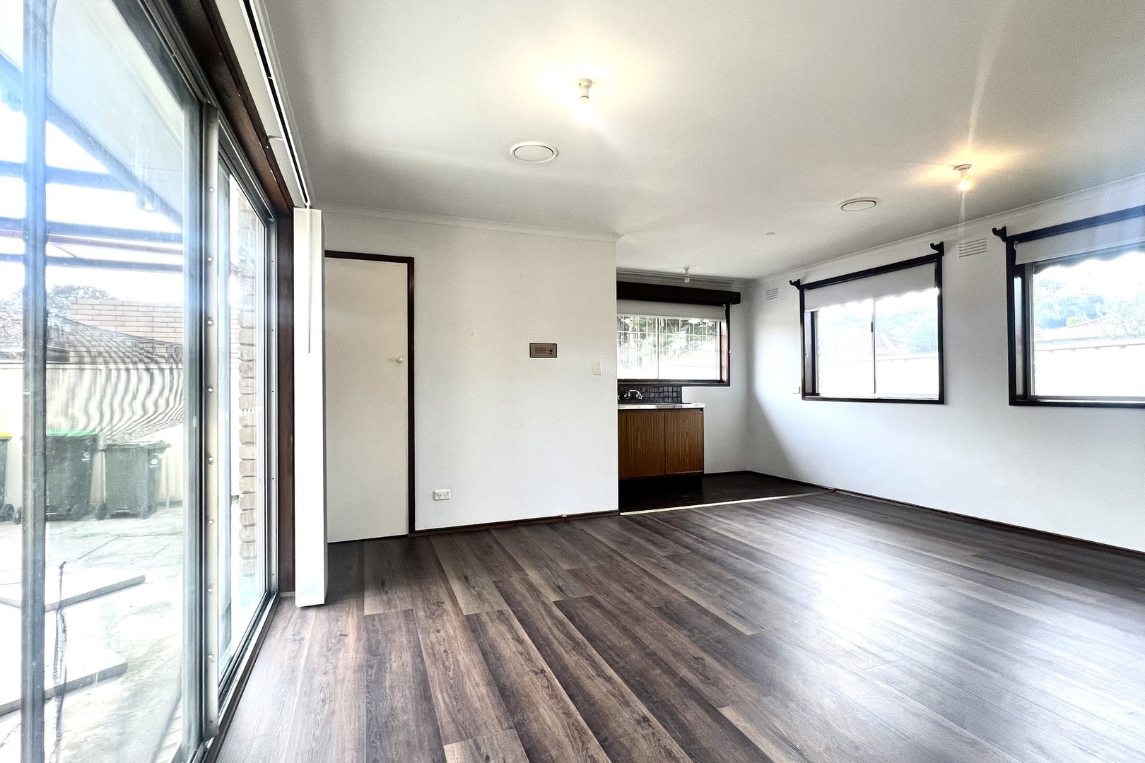 200 Furlong Road, St Albans, VIC 3021 - Thumbnail 2 - 05/06/2024